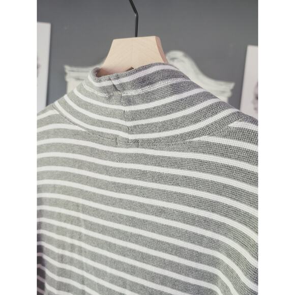 EUC J.Crew Thermal Sweatshirt Top - Large - Picture 8 of 9